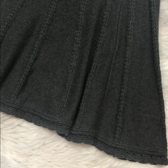 Cabi Charcoal Gray Sweater Skirt Size Small - Picture 11 of 11